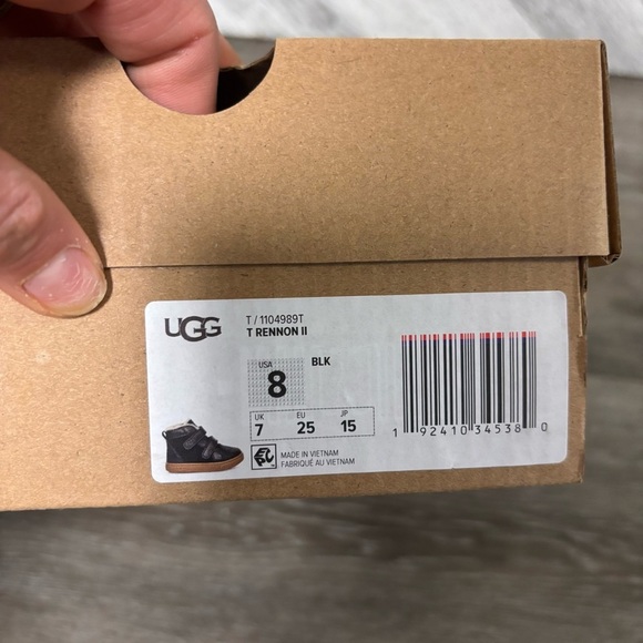 UGG | Rennon II High Top Sneaker Bootie New In Black Leather - Picture 8 of 13
